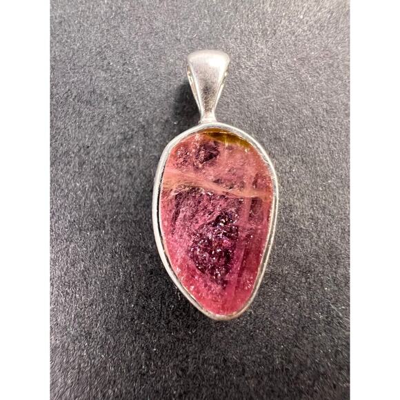 NEW Pink tri color tourmaline sterling silver pendant 1.34 grams - Picture 2 of 9